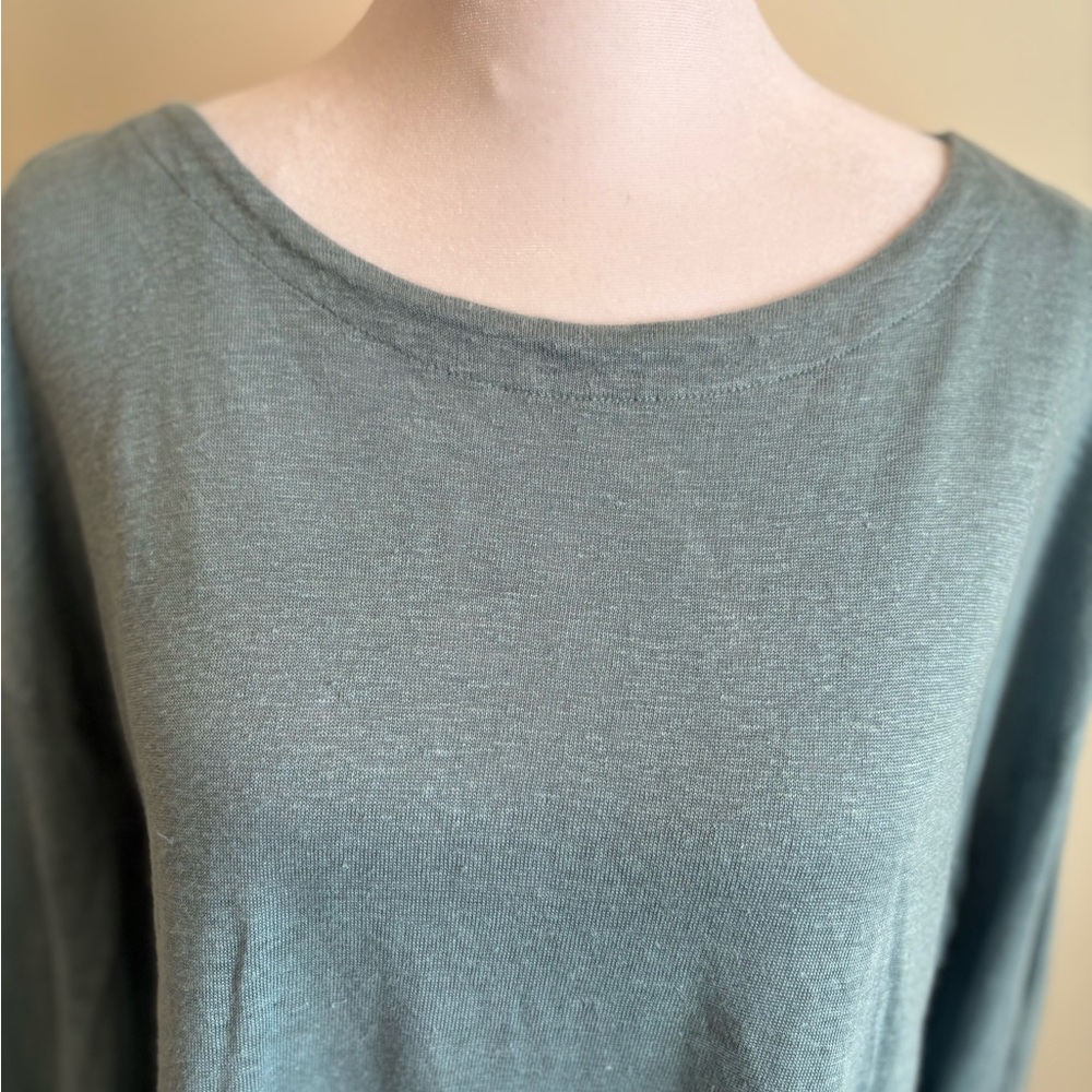 Large Sage Green Adrienne Vittadini Boatneck Linen Roll Tab Sleeve Top - Picture 9 of 11